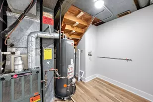 22606 Theodore Ln, Sauk Village, IL 60411 - Photo 18