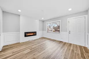 22606 Theodore Ln, Sauk Village, IL 60411 - Photo 4