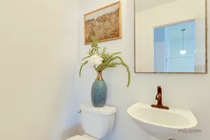 73 S Beck Rd, Lindenhurst, IL 60046 - Photo 10