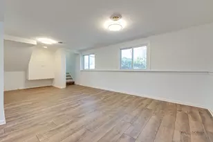 73 S Beck Rd, Lindenhurst, IL 60046 - Photo 16