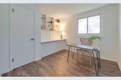 73 S Beck Road, Lindenhurst, IL 60046 - Photo 12