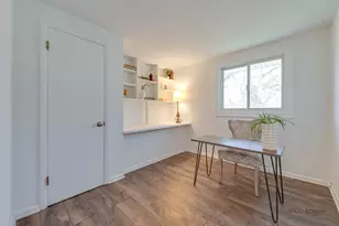 73 S Beck Rd, Lindenhurst, IL 60046 - Photo 12