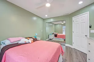 831 Amelia Ct, Grayslake, IL 60030 - Photo 22