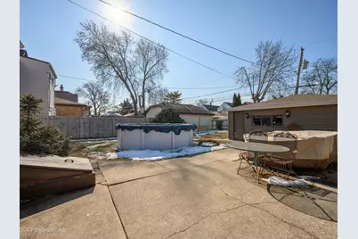 1510 Gunderson Avenue, Berwyn, IL 60402 - Photo 24