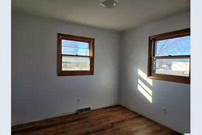 305 E 3rd Street, Bowen, IL 62316 - Photo 12