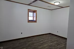 305 E 3rd St, Bowen, IL 62316 - Photo 16