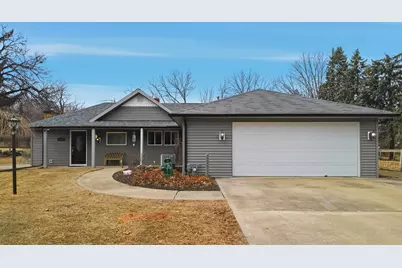 1307 Sinnissippi Park Road, Sterling, IL 61081 - Photo 2