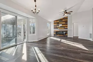 4213 Hale Ln, Island Lake, IL 60042 - Photo 8