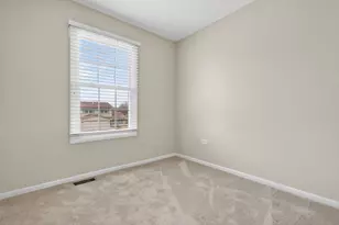 1847 Brighton Cir, Aurora, IL 60506 - Photo 18