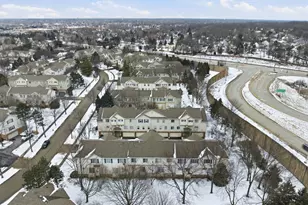 171 Monarch Dr, Streamwood, IL 60107 - Photo 32