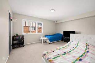 6820 Joliet Rd, Indian Head Park, IL 60525 - Photo 10