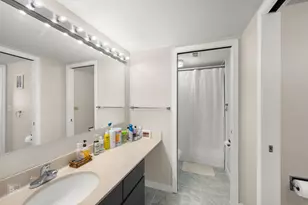 6820 Joliet Rd, Indian Head Park, IL 60525 - Photo 8