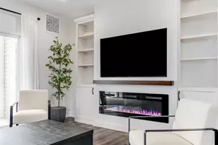 530 Pineridge Dr N, Oswego, IL 60543 - Photo 6