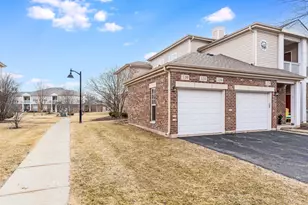 530 Pineridge Dr N, Oswego, IL 60543 - Photo 26