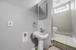 1307 W 173rd St, Hazel Crest, IL 60429 - Photo 20