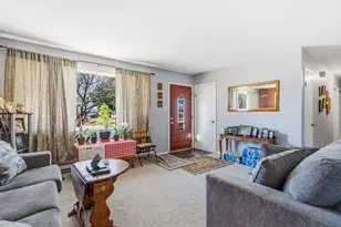 2225 Loganberry St, Joliet, IL 60433 - Photo 4