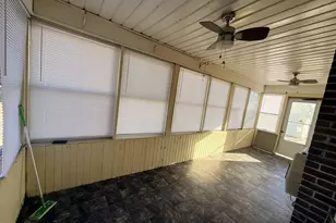 617 W Lincolnway Rd, Morrison, IL 61270 - Photo 10