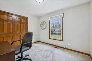 570 Riva Ct, Wheaton, IL 60187 - Photo 14