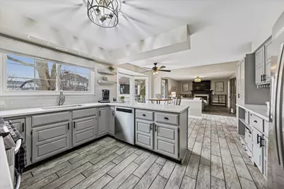 570 Riva Court, Wheaton, IL 60187 - Photo 10