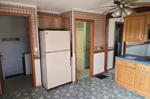 204 N Pecatonica St, Winnebago, IL 61088 - Photo 4