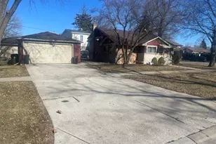 1720 S Cumberland Ave, Park Ridge, IL 60068 - Photo 2