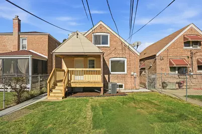 607 E 103rd Place, Chicago, IL 60628 - Photo 4