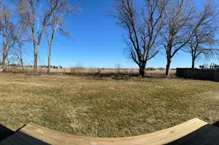 5299 S Harlan Dr, Rochelle, IL 61068 - Photo 10