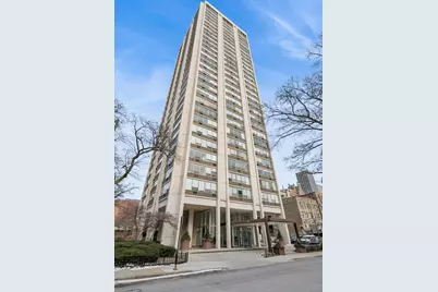 70 W Burton Place #2001F, Chicago, IL 60610 - Photo 2