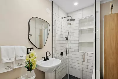 1920 W Dickens Avenue #1R, Chicago, IL 60614 - Photo 6