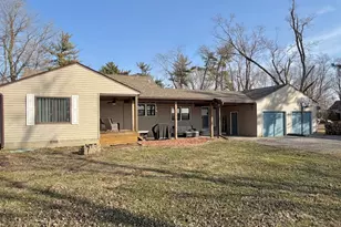 5179 Wright Rd, Alma, IL 62807 - Photo 2