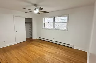 5530 N Mango Ave, Chicago, IL 60630 - Photo 8