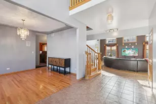 1237 W Parliament St, Crete, IL 60417 - Photo 10