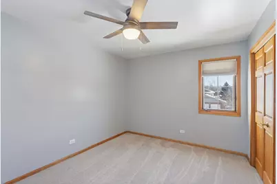 1237 W Parliament Street, Crete, IL 60417 - Photo 36