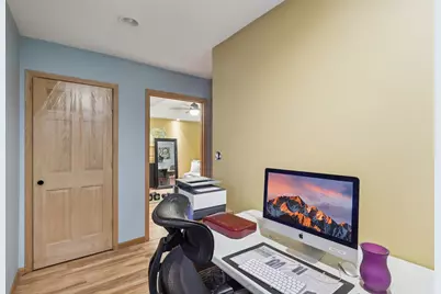 1237 W Parliament Street, Crete, IL 60417 - Photo 46