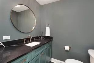 2348 Ash Ln, Northbrook, IL 60062 - Photo 10