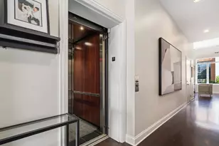 1359 W Fullerton Ave, Chicago, IL 60614 - Photo 2