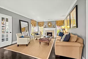 121 Robsart Rd, Kenilworth, IL 60043 - Photo 6