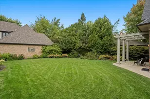 121 Robsart Rd, Kenilworth, IL 60043 - Photo 46