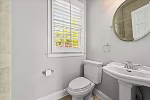 121 Robsart Rd, Kenilworth, IL 60043 - Photo 42