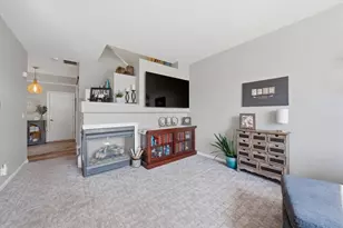 1819 S Wentworth Cir, Romeoville, IL 60446 - Photo 10