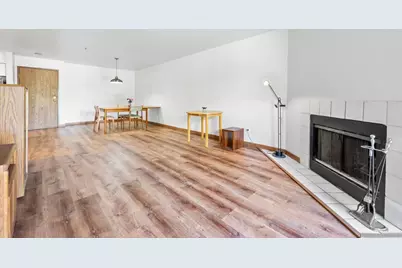 671 Hapsfield Lane #105, Buffalo Grove, IL 60089 - Photo 6