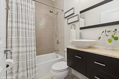 3331 W Crystal Street, Chicago, IL 60651 - Photo 16