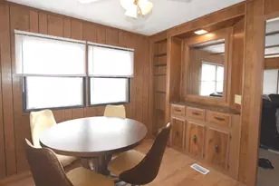 873 Victory Ct, Justice, IL 60458 - Photo 8