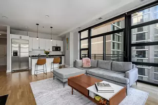 101 W Superior St, Chicago, IL 60654 - Photo 8