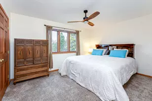 29W220 Oak Knoll Rd, West Chicago, IL 60185 - Photo 16