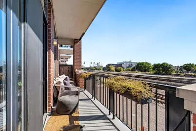 833 W 15th Place #315, Chicago, IL 60608 - Photo 12