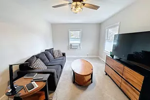 509 40th St, East Moline, IL 61244 - Photo 4