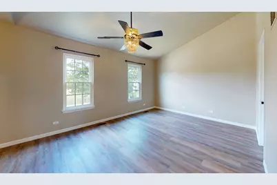 1913 Barnhill Drive, Mundelein, IL 60060 - Photo 12