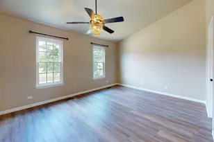 1913 Barnhill Dr, Mundelein, IL 60060 - Photo 12