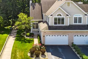 538 Harlowe Ln, Naperville, IL 60565 - Photo 1